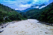 Nepal rafting