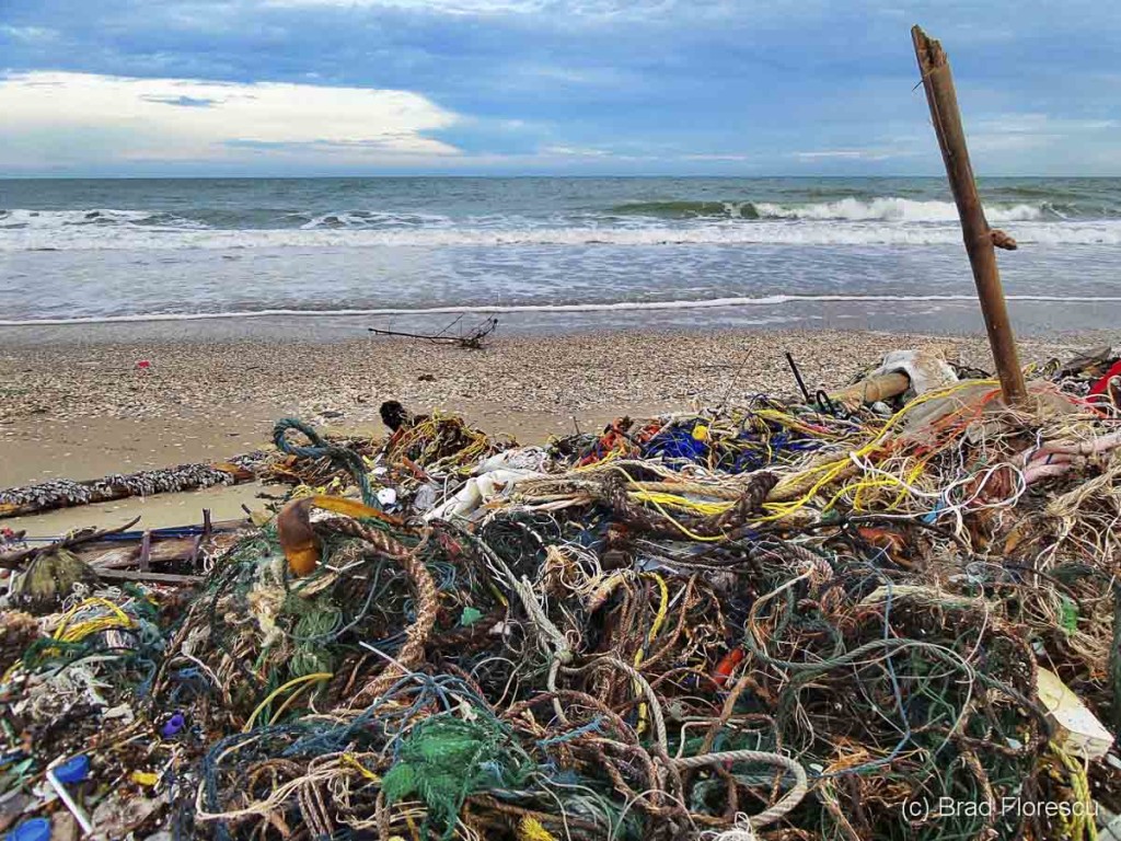 Khanom Debris